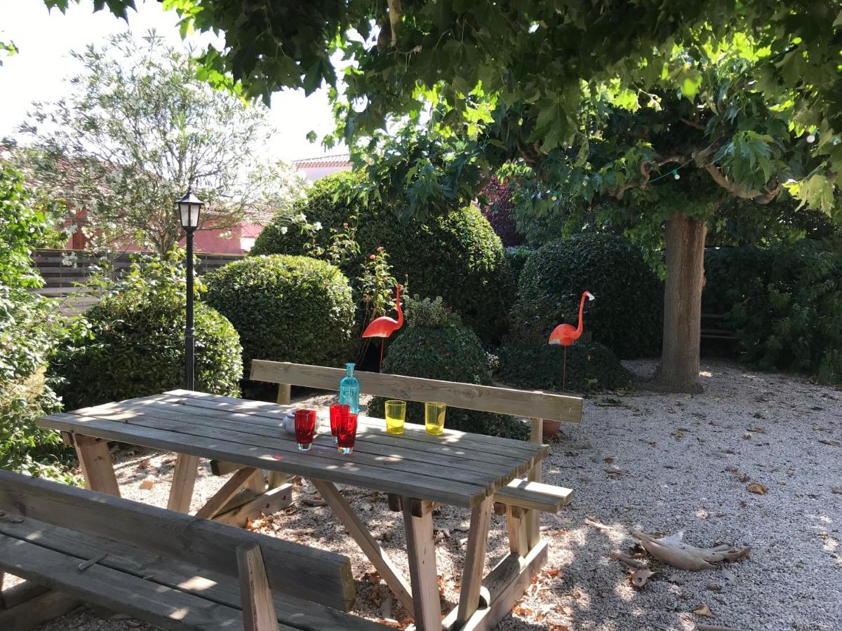 Villa Mas Viala Vauvert Esterno foto